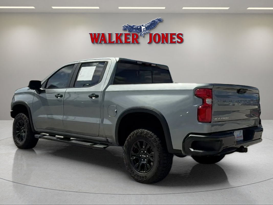 Used 2023 Chevrolet Silverado 1500 ZR2 w/ Technology Package image 10
