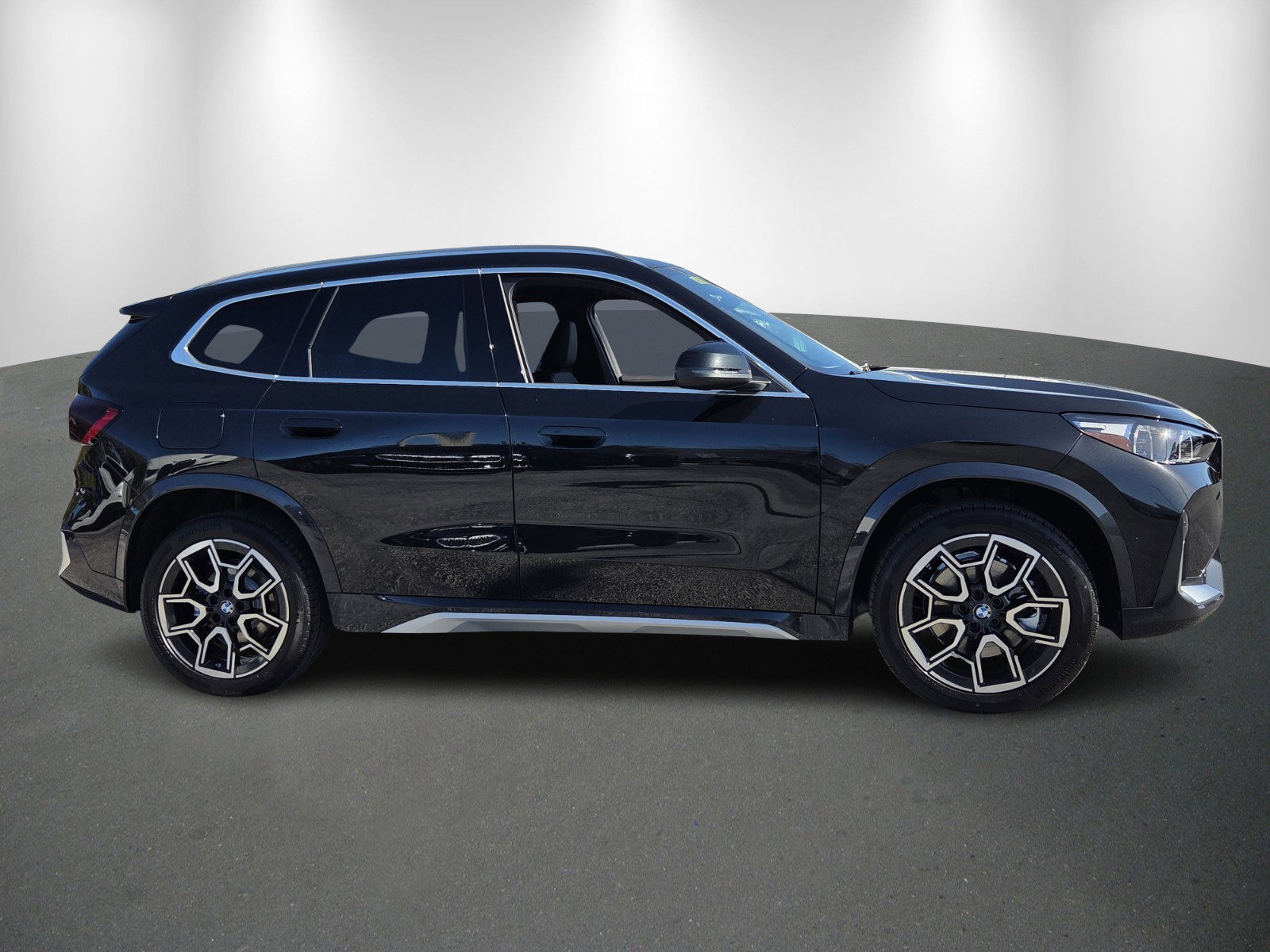 New 2026 BMW X1 xDrive28i w/ Convenience Package image 8