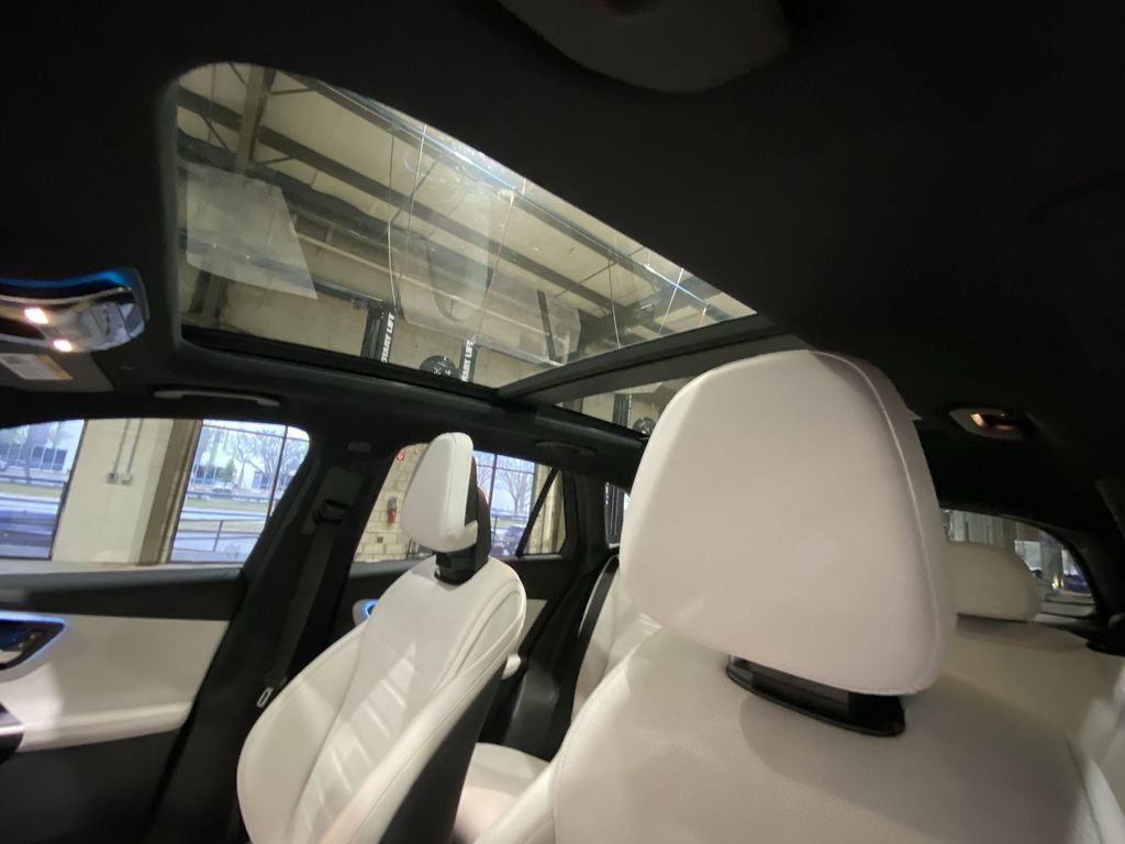 Used 2024 Mercedes-Benz GLC 300 image 15