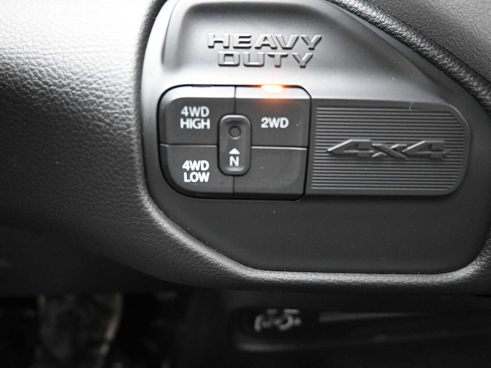 Used 2024 RAM 3500 Big Horn image 19