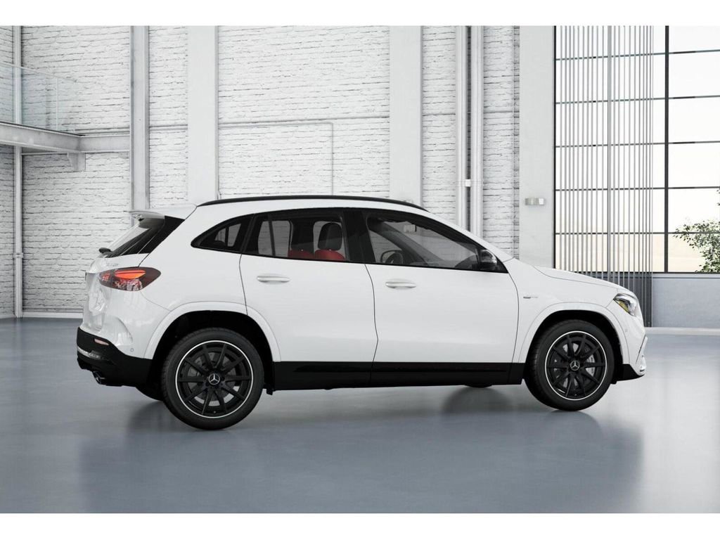 New 2025 Mercedes-Benz GLA 35 AMG 4MATIC image 18