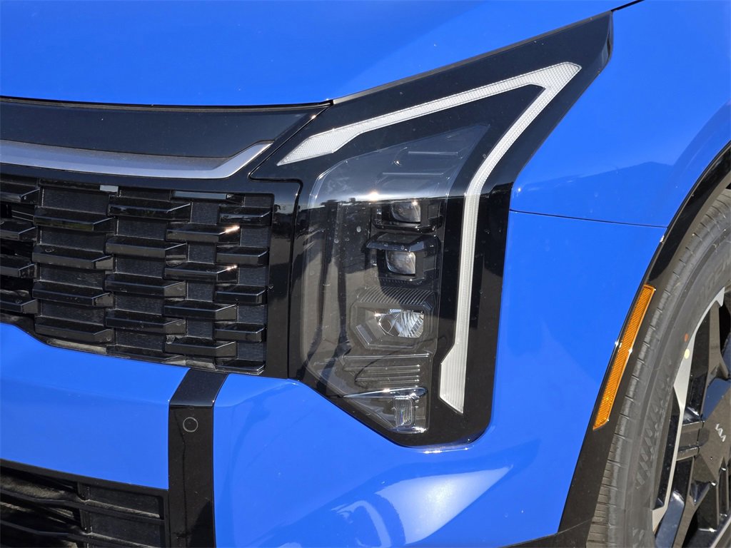 New 2026 Kia Sportage SX image 6