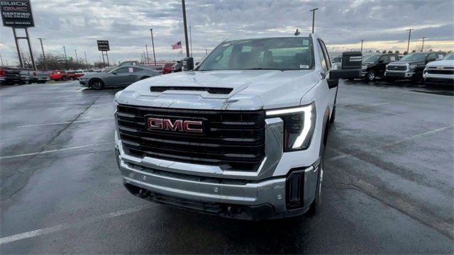New 2025 GMC Sierra 2500 Pro w/ 1SA Pro Safety Plus Package image 5