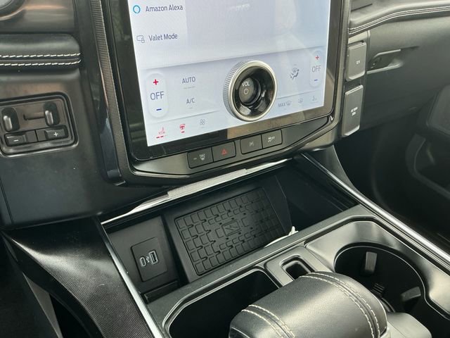 Used 2023 Ford F150 Lightning Platinum image 25