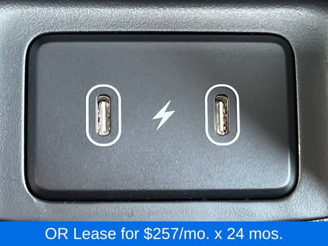 New 2025 Hyundai Elantra SEL image 32