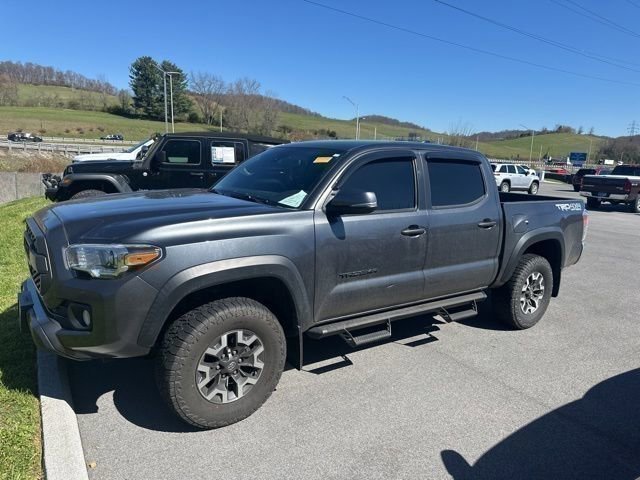 Used 2022 Toyota Tacoma TRD Off-Road w/ Black Out Package (TMS) image 13