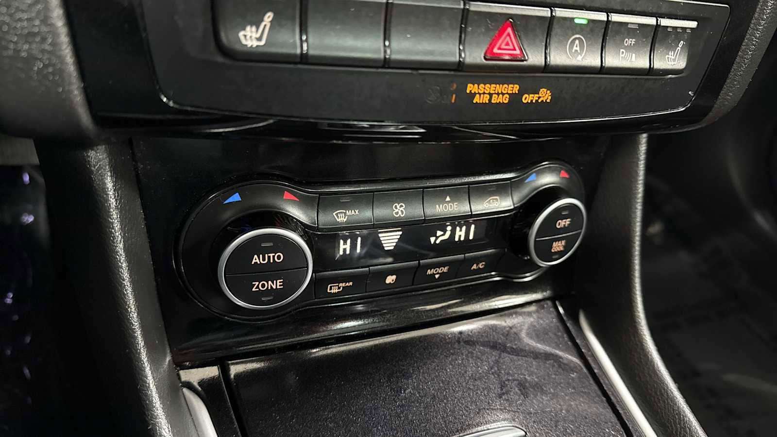 Used 2018 INFINITI QX30 AWD image 21