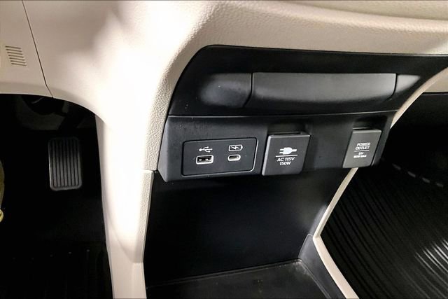 Used 2025 Honda Odyssey Elite image 15