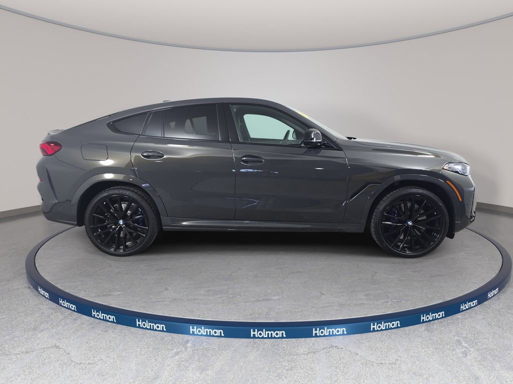 New 2026 BMW X6 M60i AWD/4WD image 4