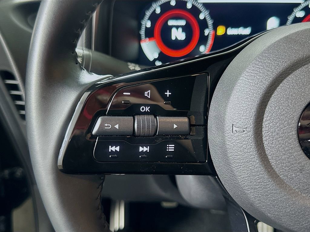 Used 2024 Nissan Z Performance w/ Floor Mat Package image 18