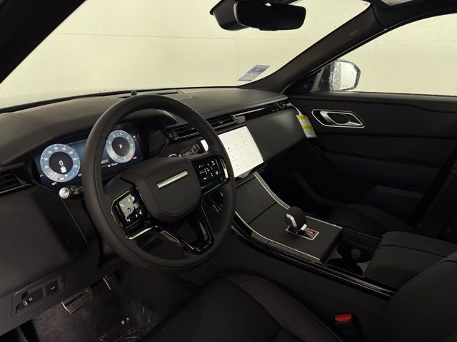 New 2026 Land Rover Range Rover Velar Dynamic SE image 6