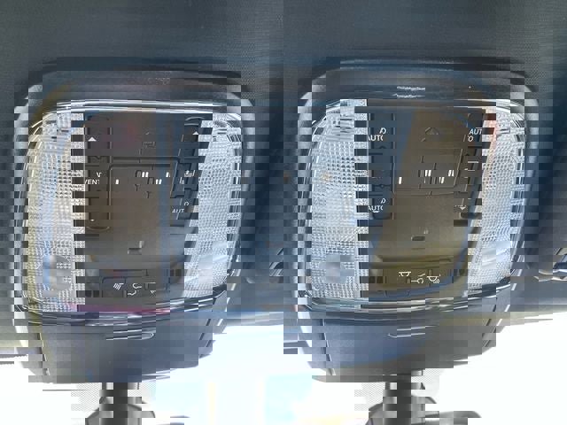 Used 2021 Jeep Grand Cherokee Limited w/ Luxury Group II image 24