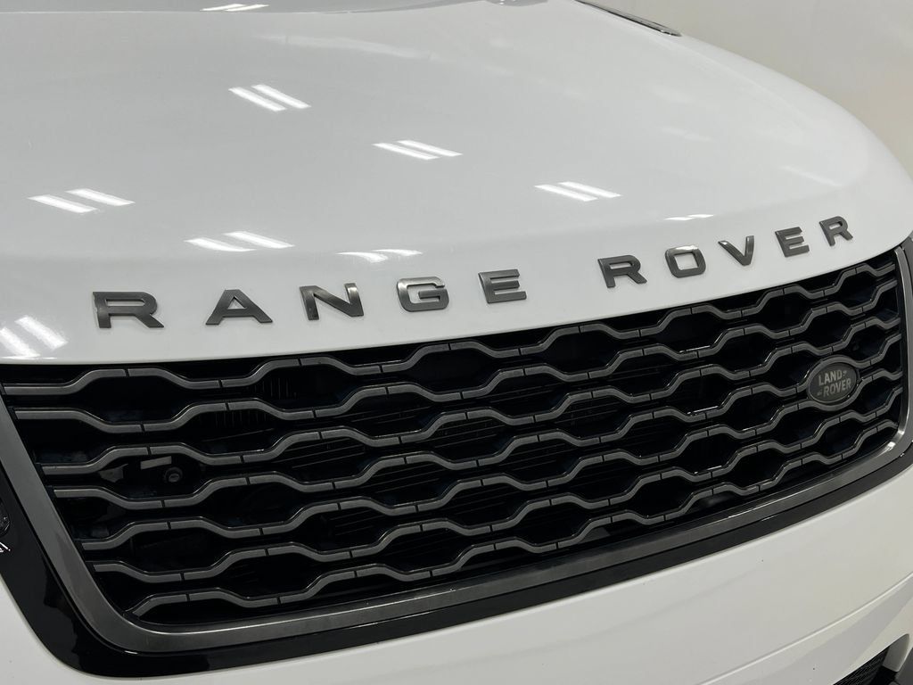 Used 2018 Land Rover Range Rover Velar R-Dynamic SE AWD/4WD image 41