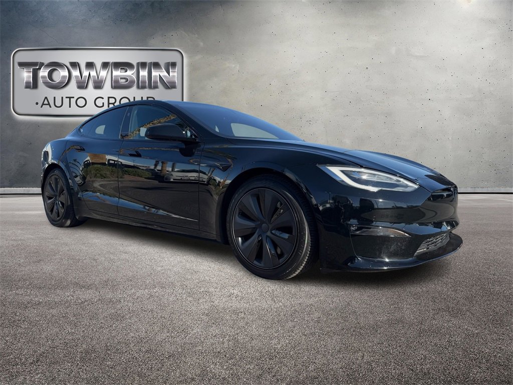 Used 2021 Tesla Model S Plaid image 2