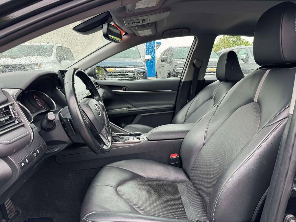 Used 2023 Toyota Camry XSE FWD image 16
