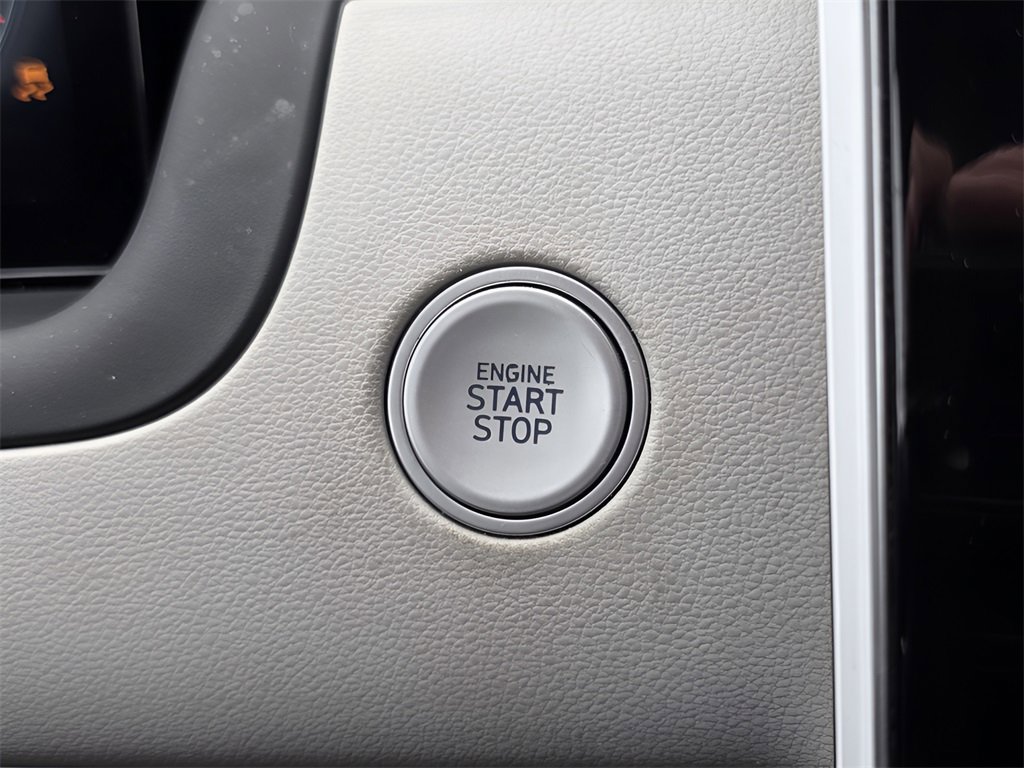 Used 2024 Hyundai Tucson Limited image 30