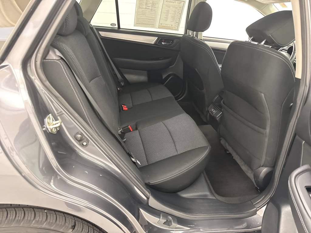Used 2019 Subaru Outback 2.5i Premium AWD/4WD image 23