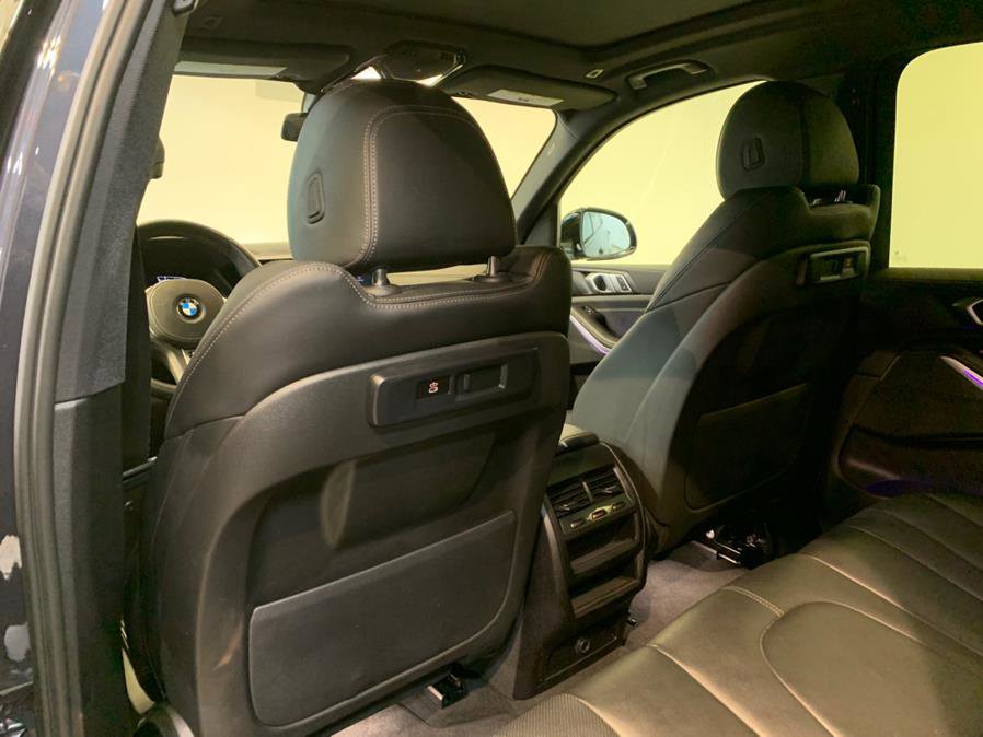 Used 2022 BMW X5 xDrive40i w/ M Sport Package image 59