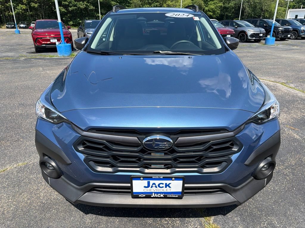 Used 2024 Subaru Crosstrek 2.0i Premium AWD/4WD image 2