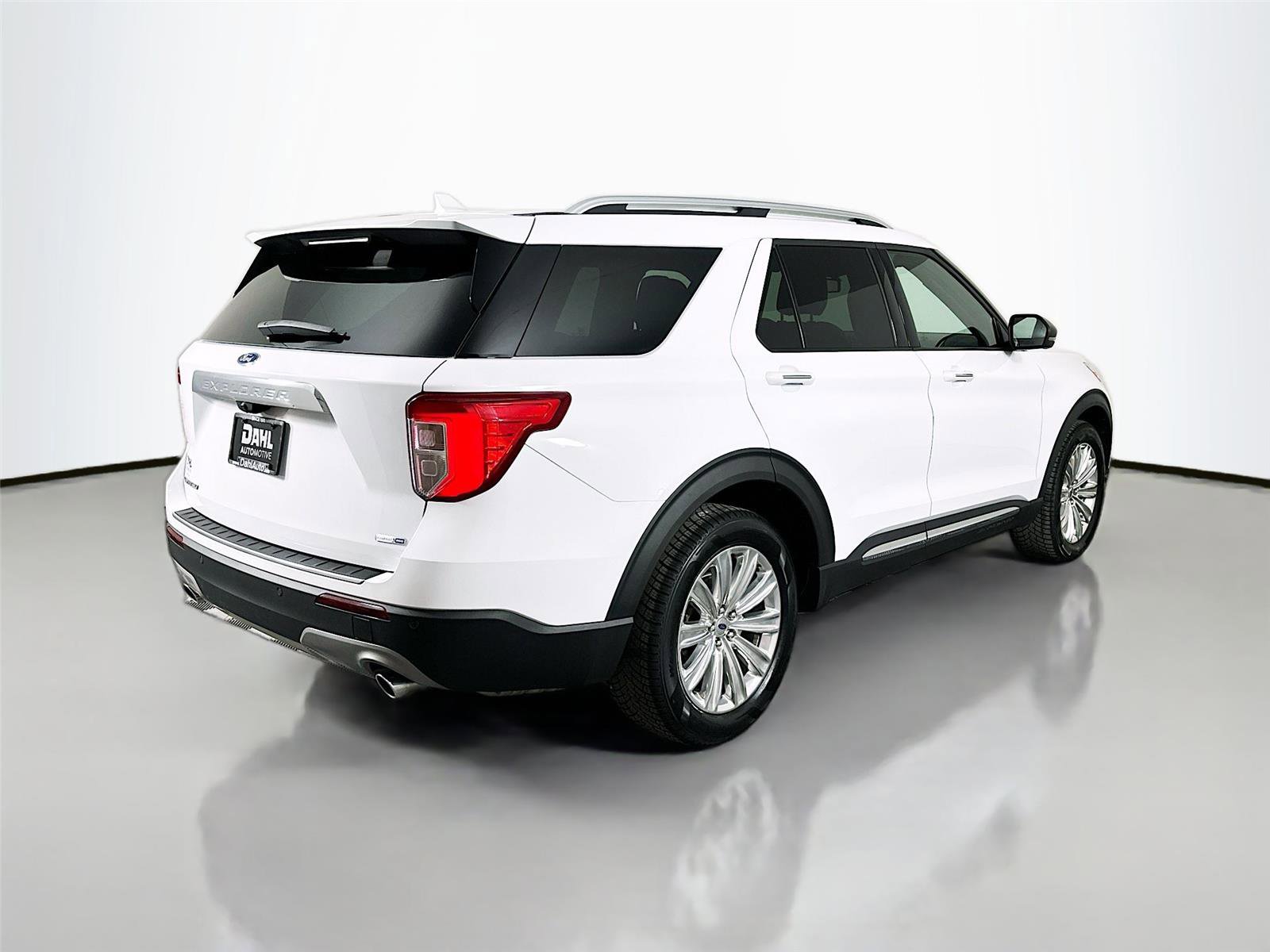 Used 2020 Ford Explorer Limited image 13