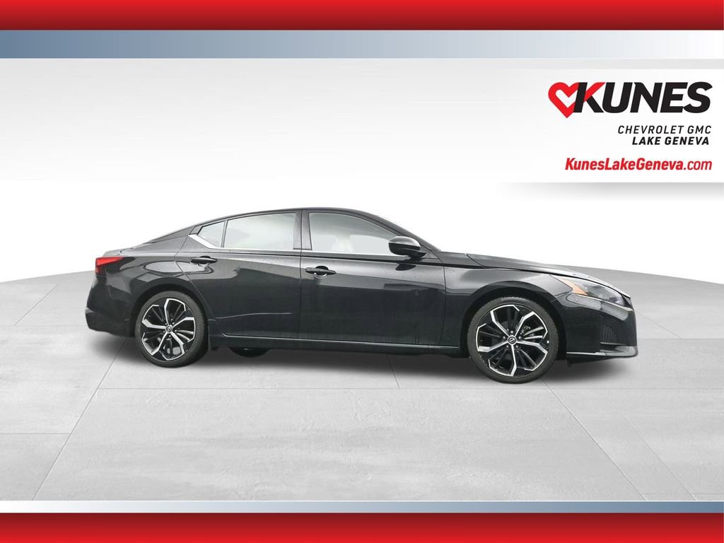 Used 2024 Nissan Altima 2.5 SR image 48