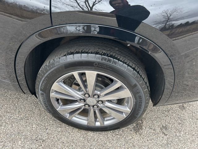 Certified 2023 Cadillac XT6 Premium Luxury image 5