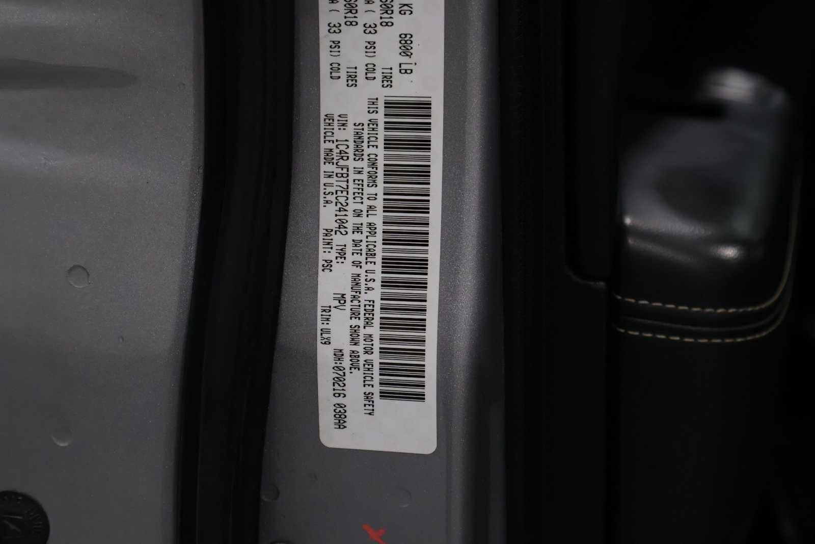 Used 2014 Jeep Grand Cherokee Limited w/ Trailer Tow Group IV image 39