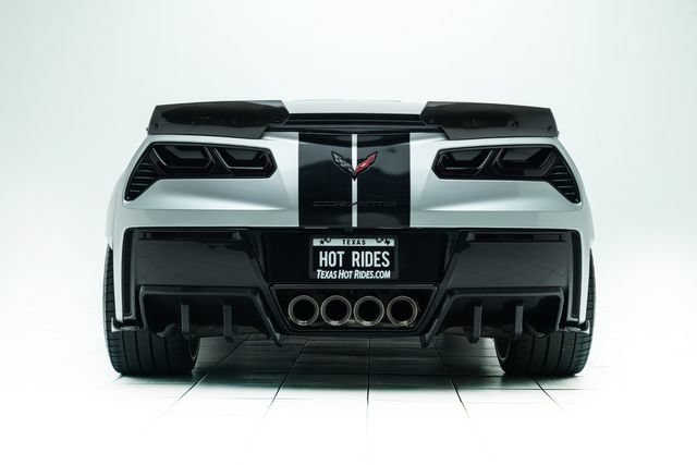 Used 2019 Chevrolet Corvette Stingray Coupe RWD image 16