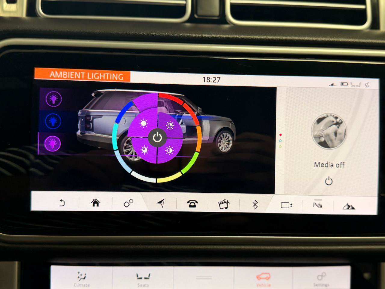 Used 2019 Land Rover Range Rover HSE AWD/4WD image 28