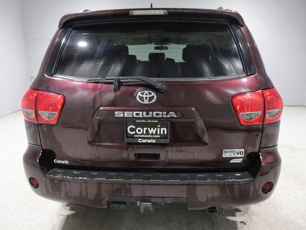 Used 2016 Toyota Sequoia SR5 AWD/4WD video 3