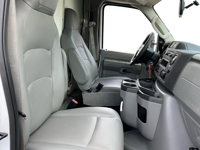 Used 2025 Ford E-350 and Econoline 350 Super Duty w/ Power Equipment Group RWD image 18