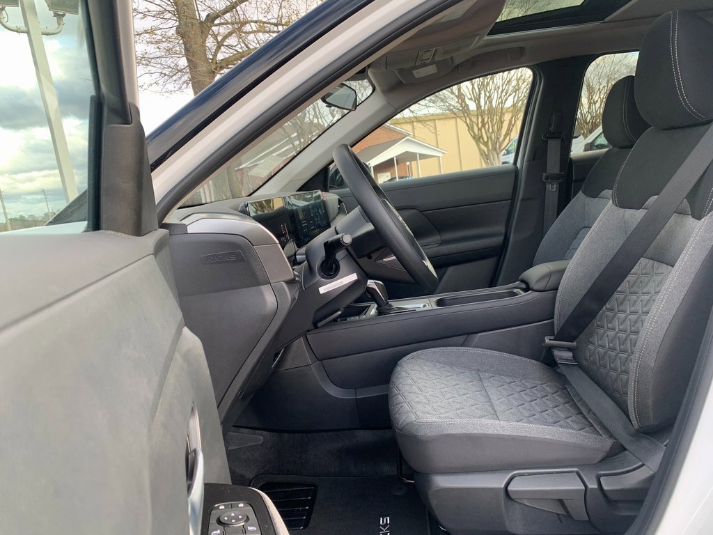 New 2026 Nissan Kicks SV w/ SV Premium Package image 19