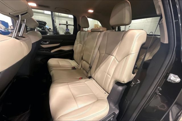 Used 2023 Subaru Ascent Limited AWD/4WD image 26