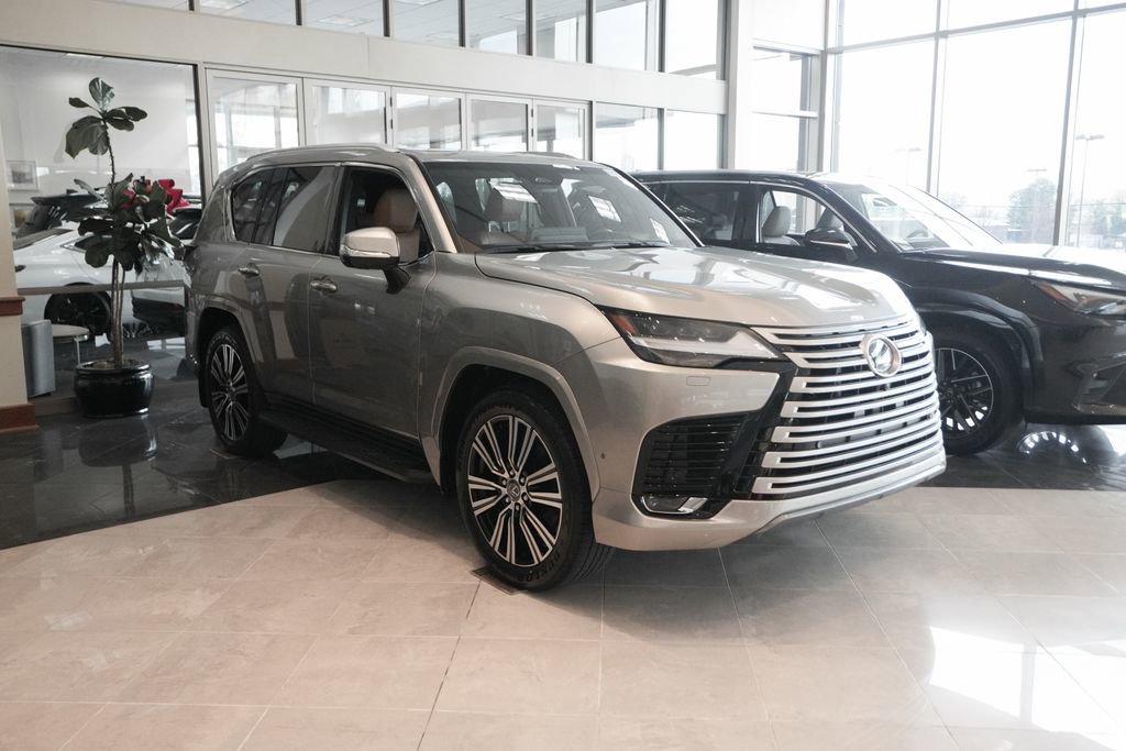 New 2026 Lexus LX 700h Luxury image 3