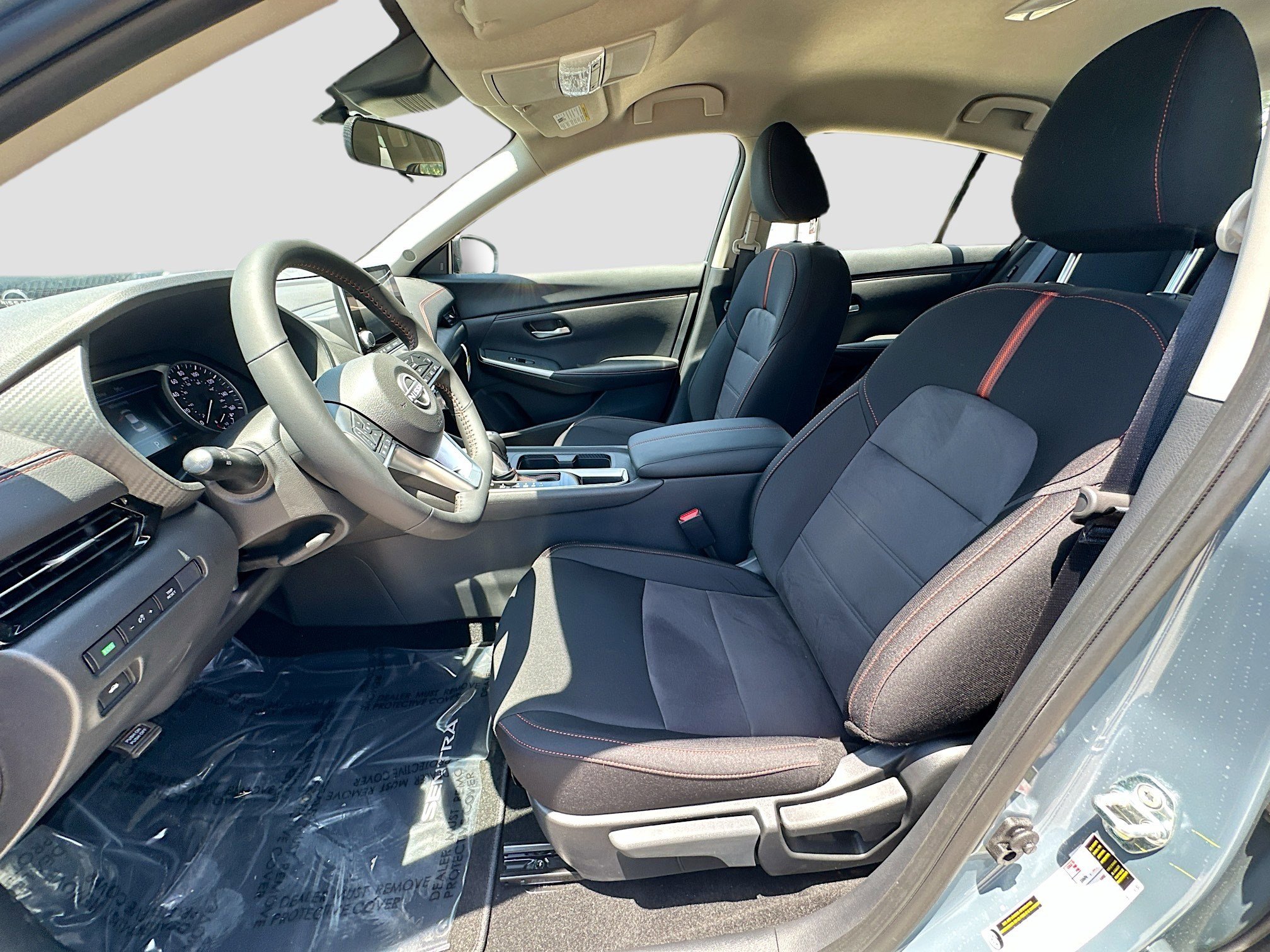 New 2025 Nissan Sentra SR w/ Midnight Edition image 14