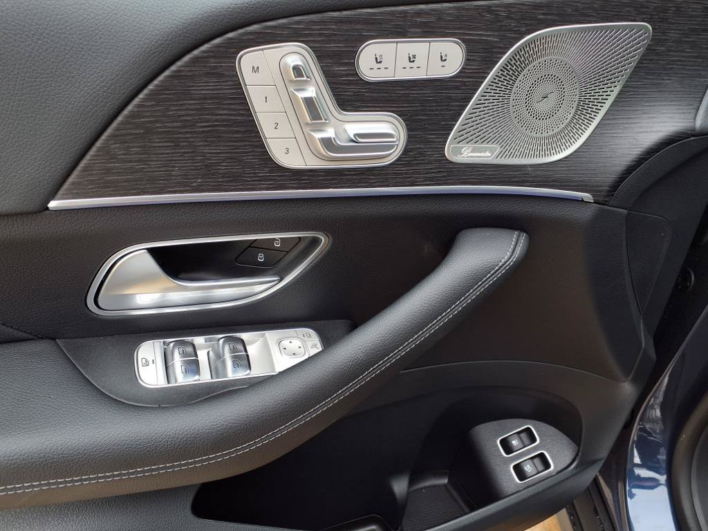 New 2026 Mercedes-Benz GLE 450e 4MATIC image 12
