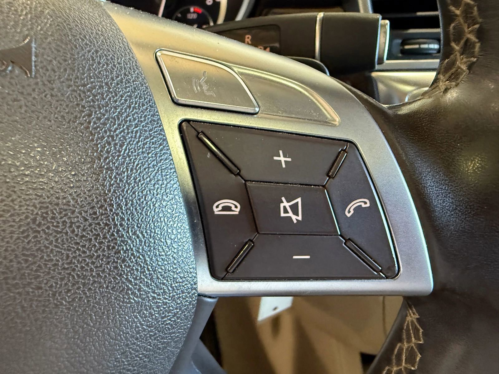 Used 2012 Mercedes-Benz ML 350 4MATIC w/ Premium 1 Pkg image 21