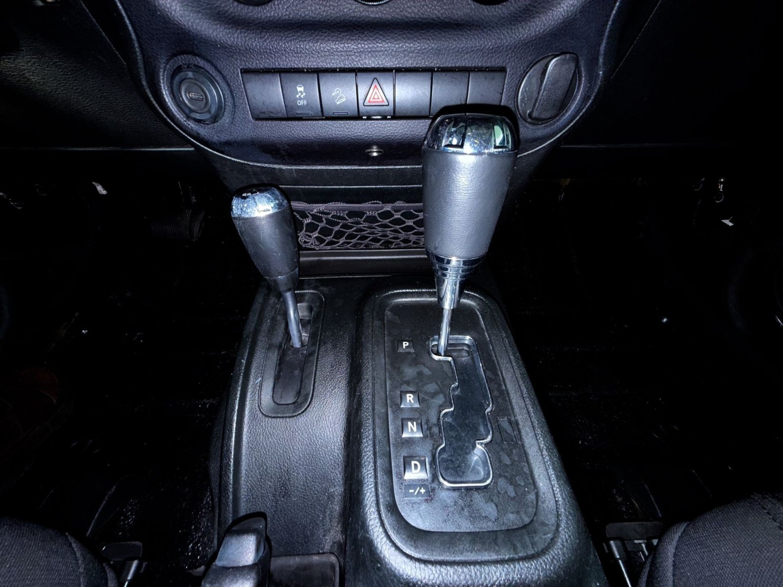 Used 2018 Jeep Wrangler Sport AWD/4WD image 29