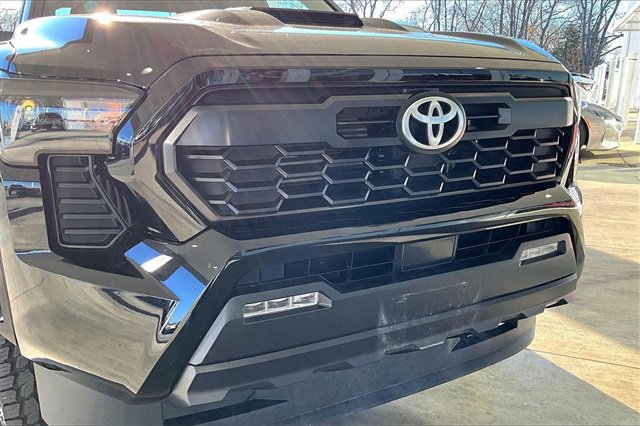 Used 2024 Toyota Tacoma TRD Sport image 27