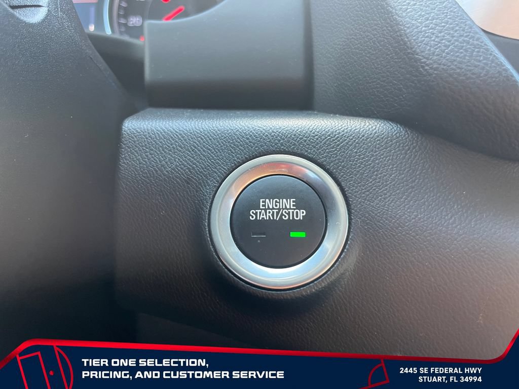 Used 2023 GMC Terrain SLT w/ Tech Package FWD image 29