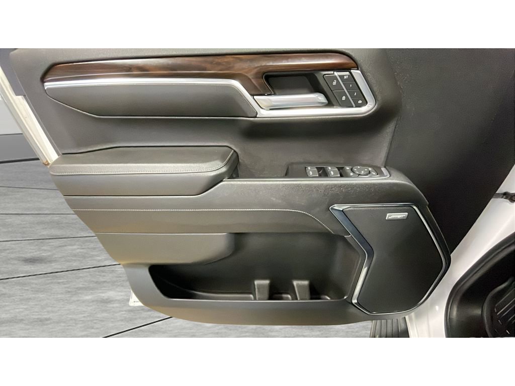 Used 2022 GMC Sierra 1500 SLT AWD/4WD image 10