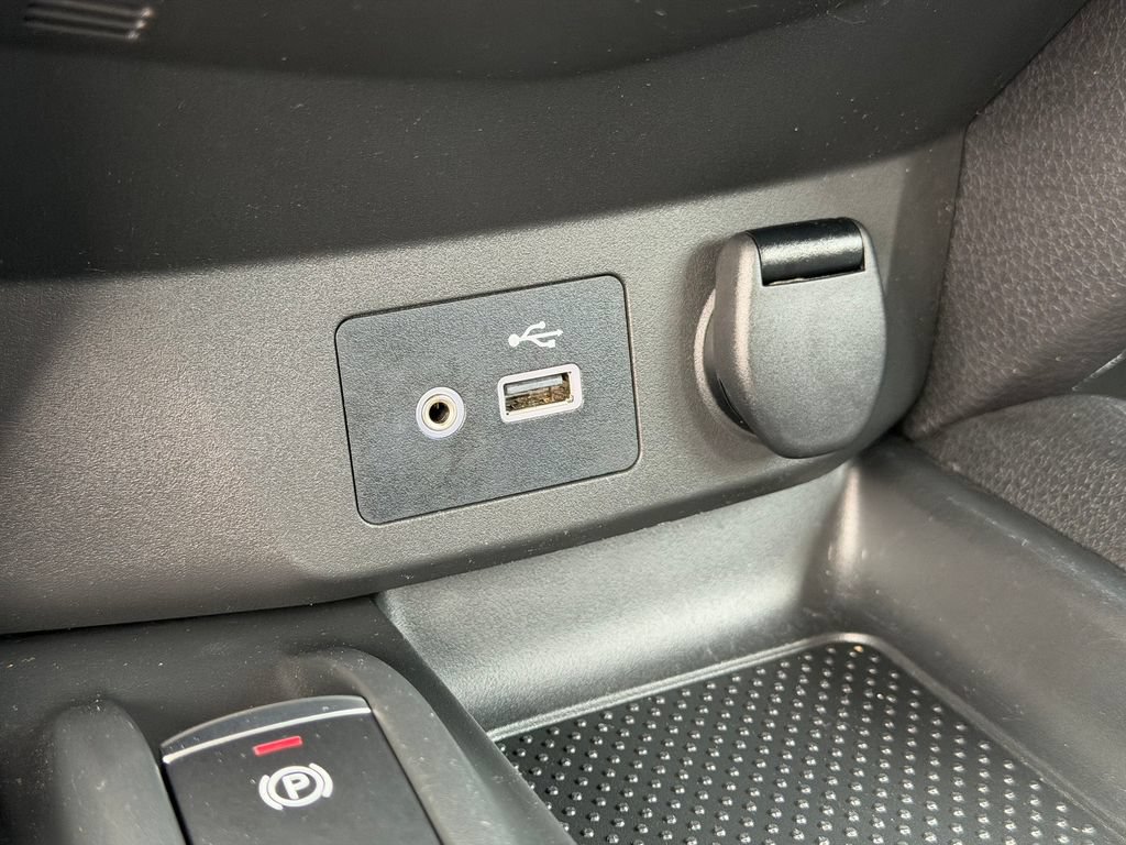 Used 2019 Nissan Rogue Sport SV w/ Technology Package AWD/4WD image 29