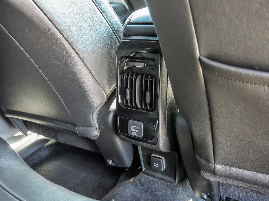 Used 2025 Jeep Compass Limited image 21