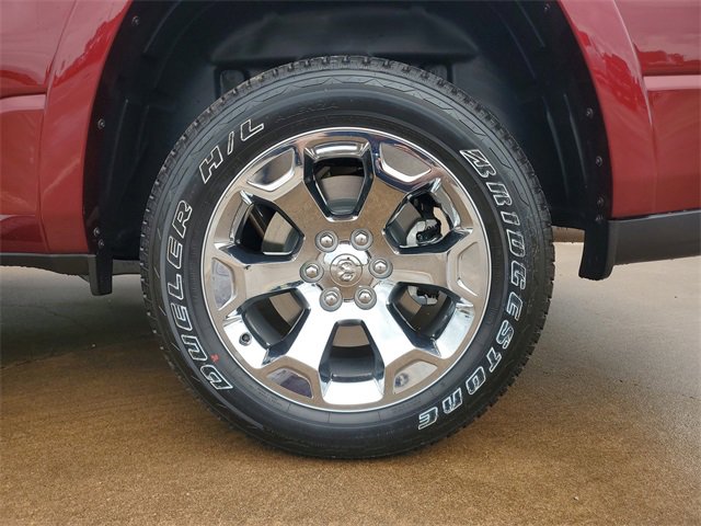 New 2026 RAM 1500 4x4 Crew Cab image 10