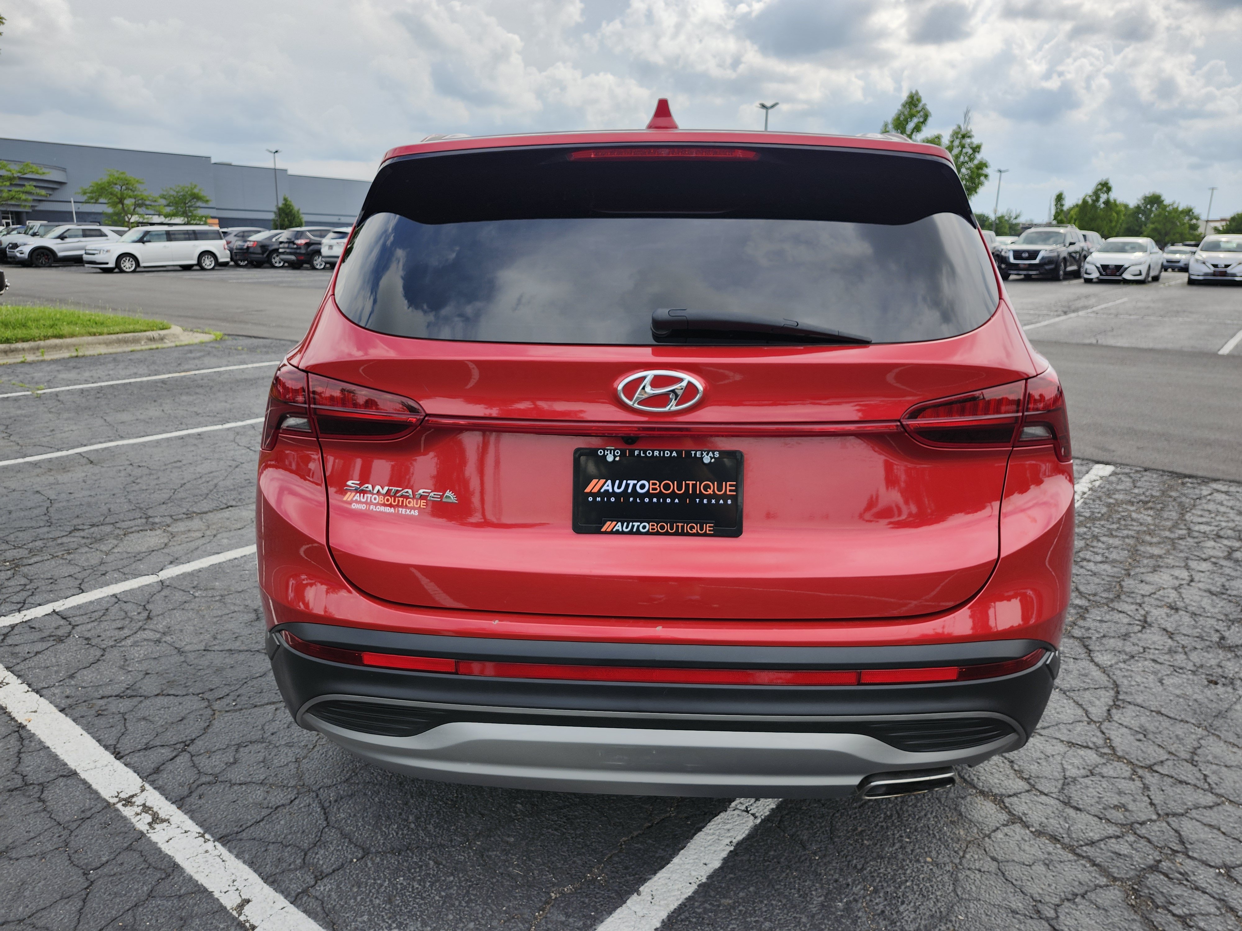 Used 2022 Hyundai Santa Fe SE w/ Cargo Package FWD image 14