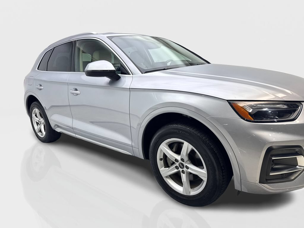 Used 2023 Audi Q5 2.0T Premium w/ Convenience Package AWD/4WD image 12