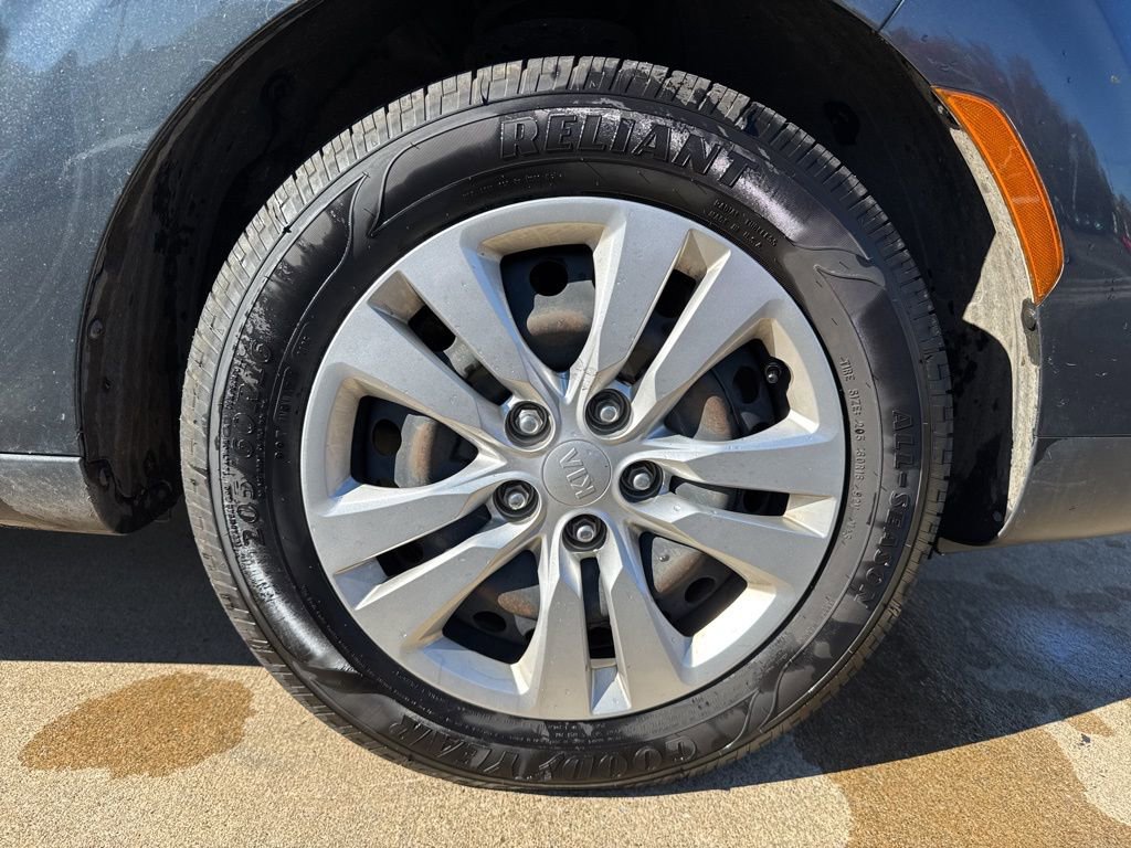 Used 2020 Kia Soul LX image 19