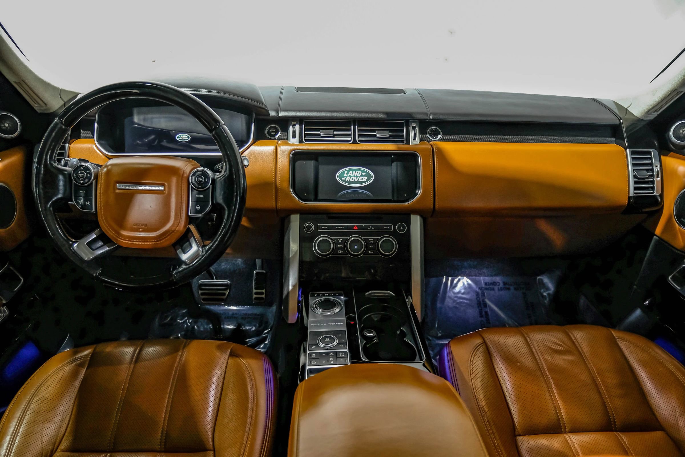 Used 2016 Land Rover Range Rover Autobiography image 19