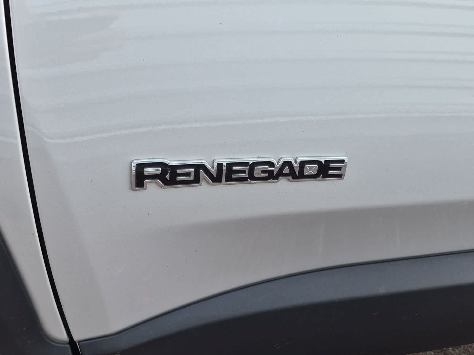Used 2020 Jeep Renegade Limited AWD/4WD image 12