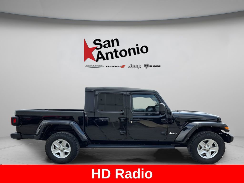 Certified 2022 Jeep Gladiator Sport image 9